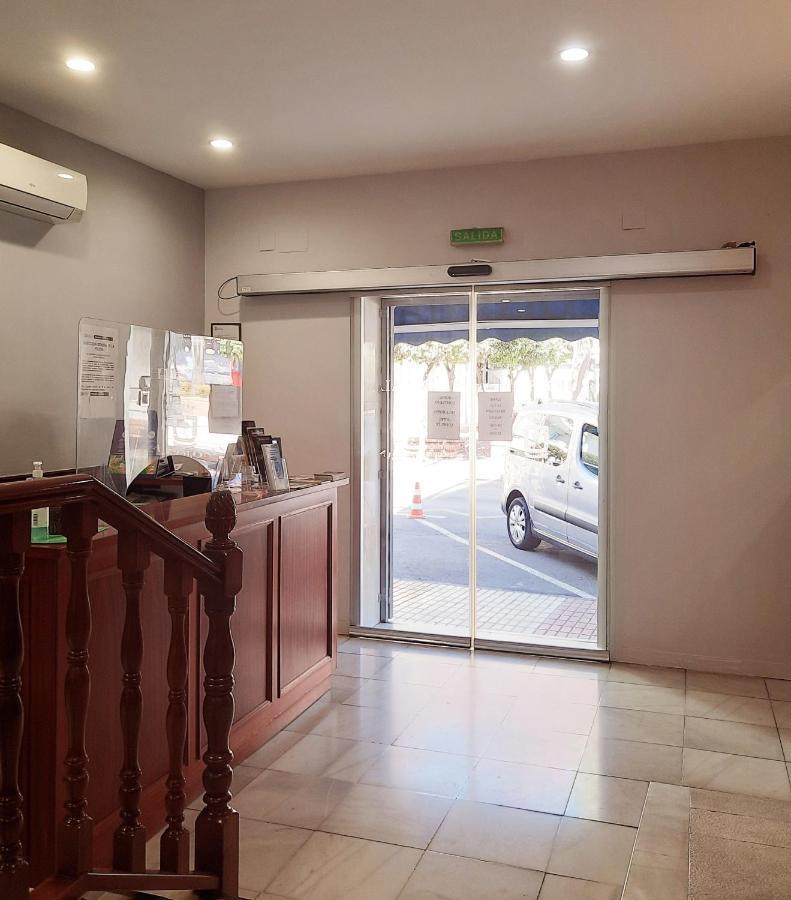 Hostal La Colonia Марбеля Екстериор снимка