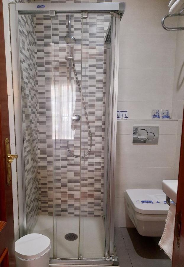 Hostal La Colonia Марбеля Екстериор снимка